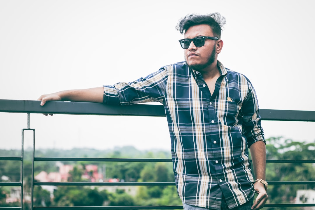 Jesienne stylizacje dla nowoczesnego mężczyzny